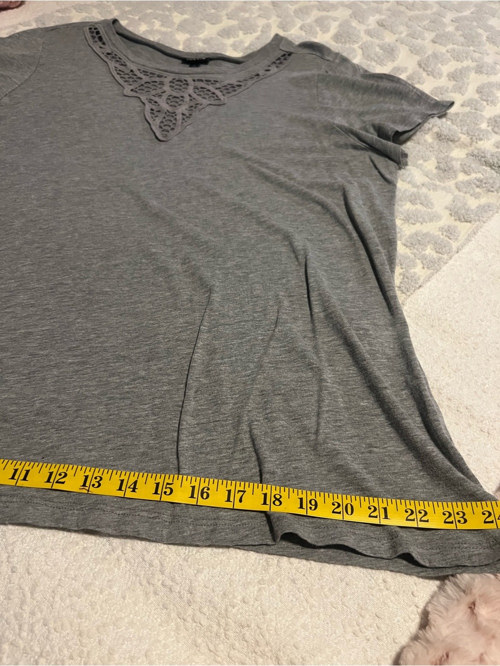 torrid Gray Short Sleeve Tee with Crochet V-Neck Detail - Picture 5 of 5